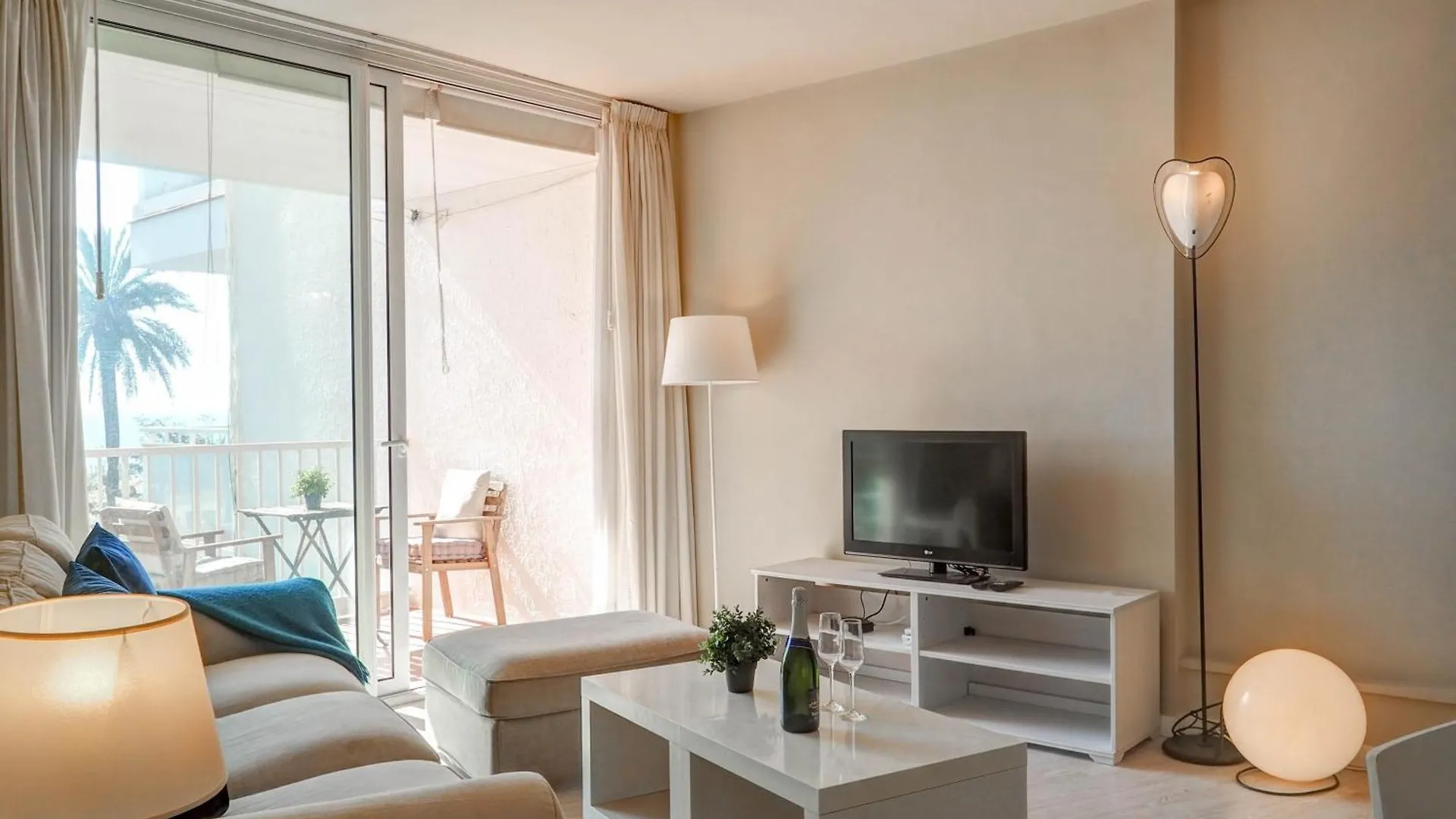 Apartment La Gioia 1 By Hello Homes Sitges